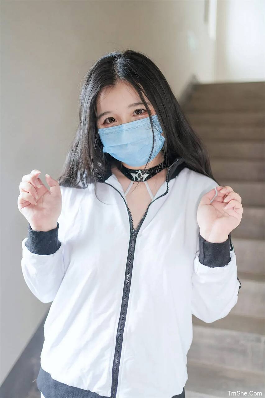 「阿半今天很开心」电子素材 – M楼梯(63P/291MB)-猫萌