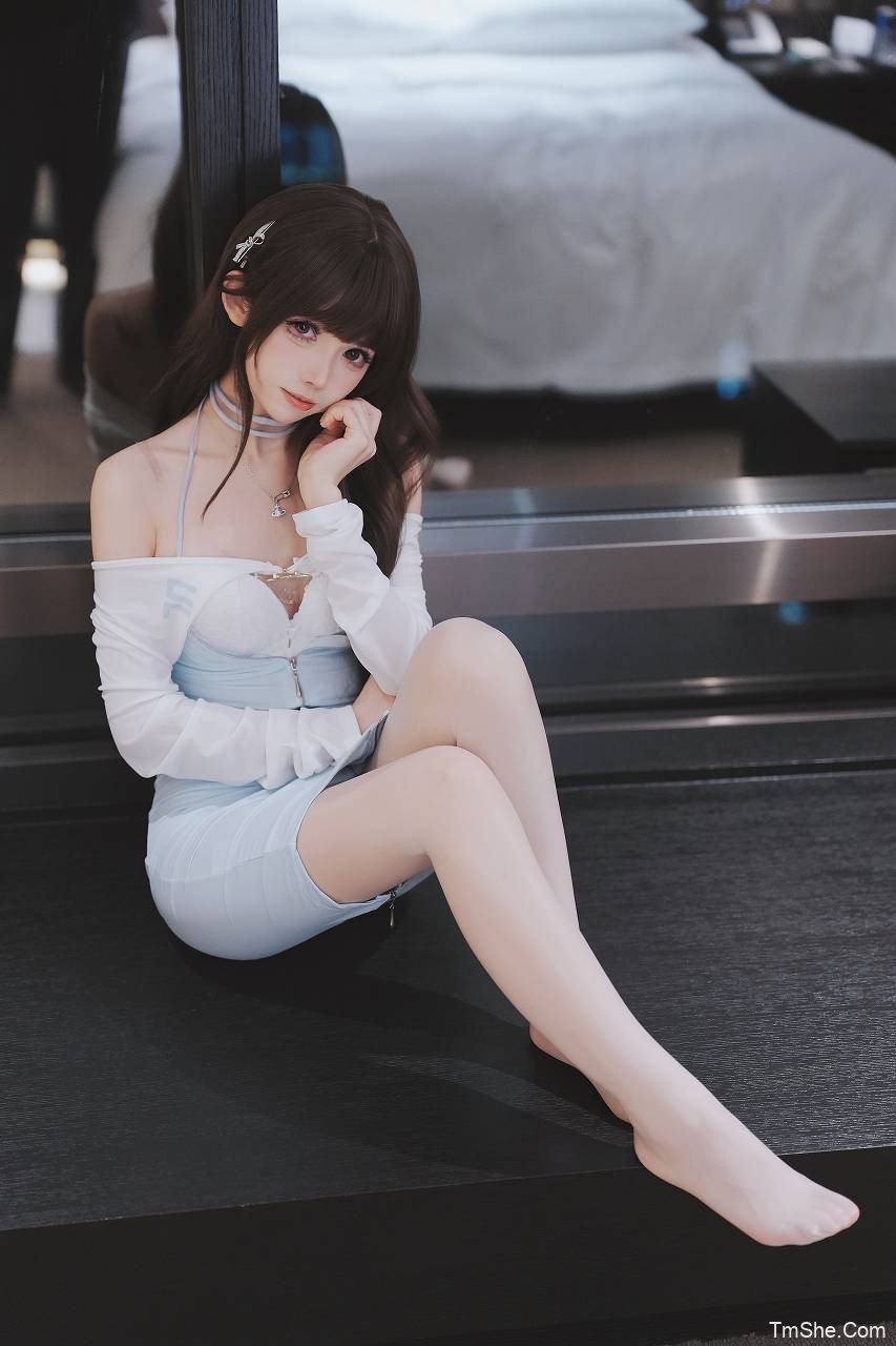 「COSER衣衣」电子素材 – 蓝色包臀裙(60P/1.30GB)-猫萌