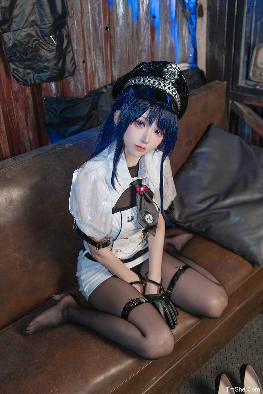 「COSER衣衣」电子素材 – 雷神女警(58P/3V/1.07GB)-猫萌