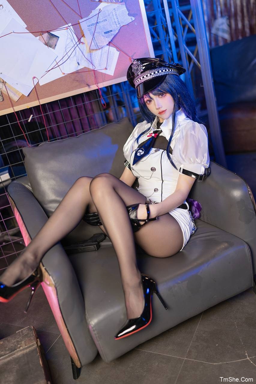 「COSER衣衣」电子素材 – 雷神女警(58P/3V/1.07GB)-猫萌