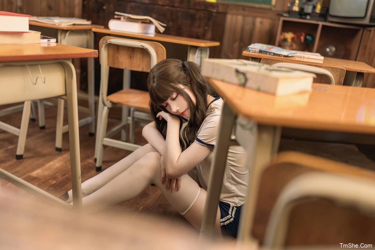 「COSER衣衣」电子素材 – 体操服学妹(32P/673MB)-猫萌