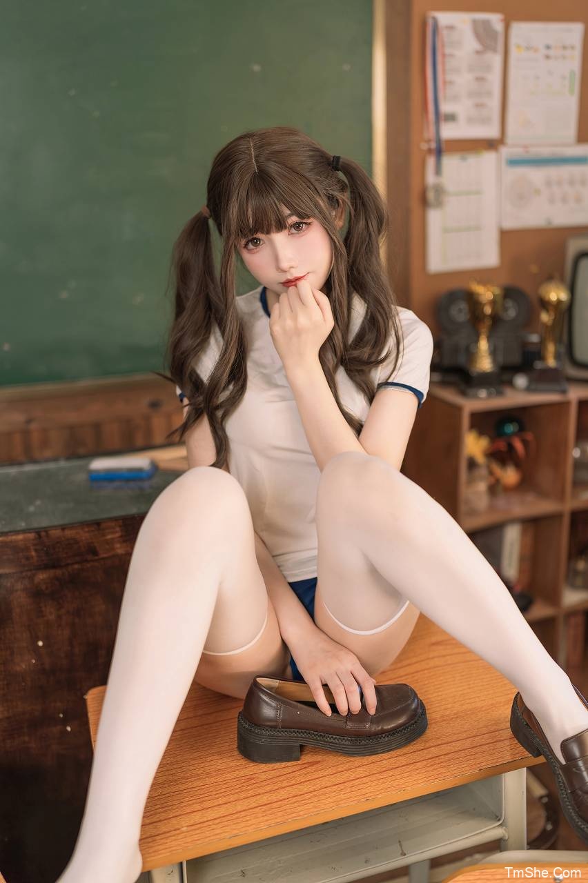 「COSER衣衣」电子素材 – 体操服学妹(32P/673MB)-猫萌