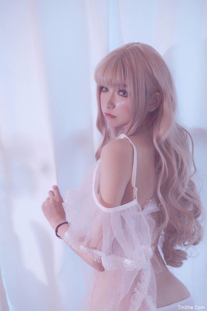 「桃濑衣衣」绘画素材 – 白色私房(20P/25MB)-猫萌