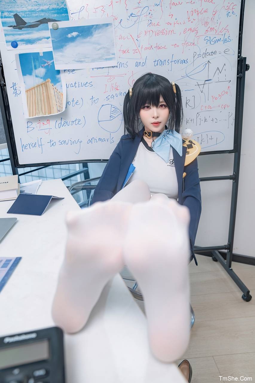 「轩萧学姐」绘画素材 – Nikke胜利女神 索拉(50P/157MB)-猫萌