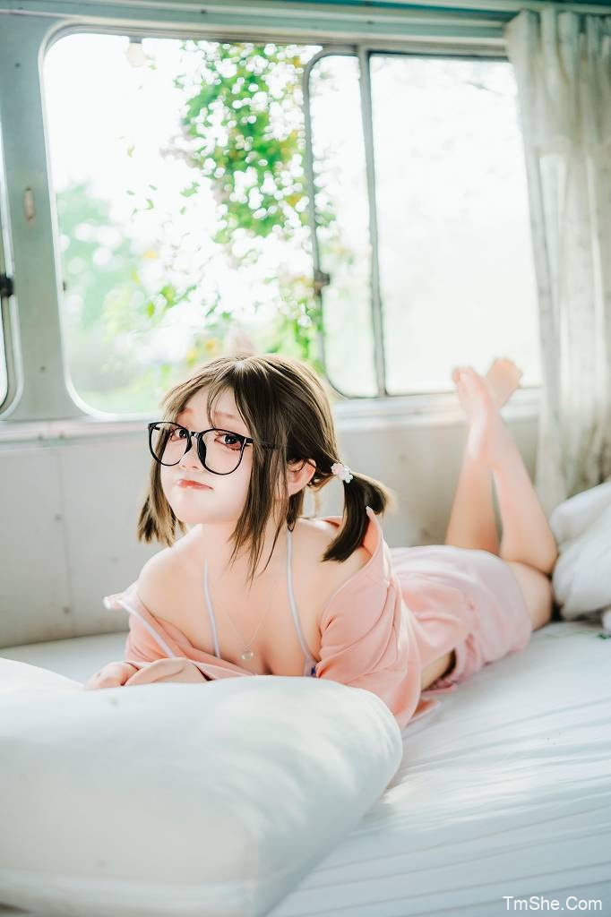「神沢永莉」电子素材 – 夏日果实(120P/2.25GB)-猫萌