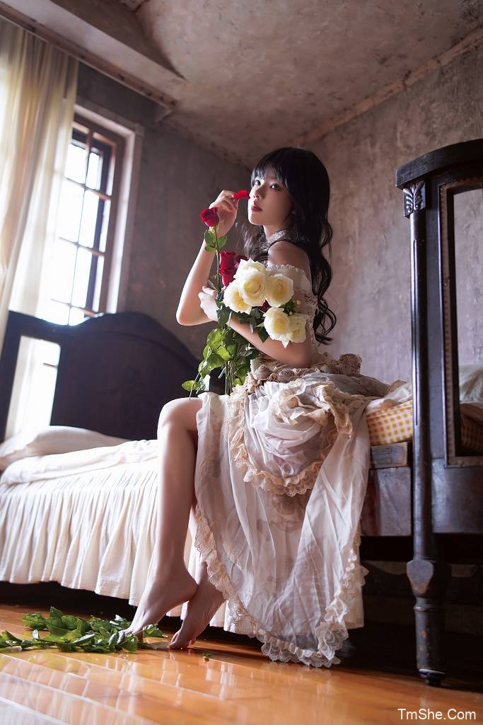 「桜桃喵」绘画素材 – 玻璃玫瑰(11P/207MB)-猫萌