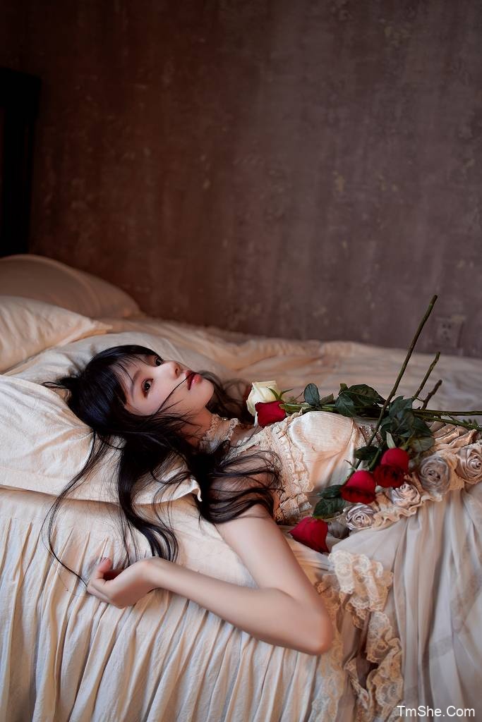 「桜桃喵」绘画素材 – 玻璃玫瑰(11P/207MB)-猫萌