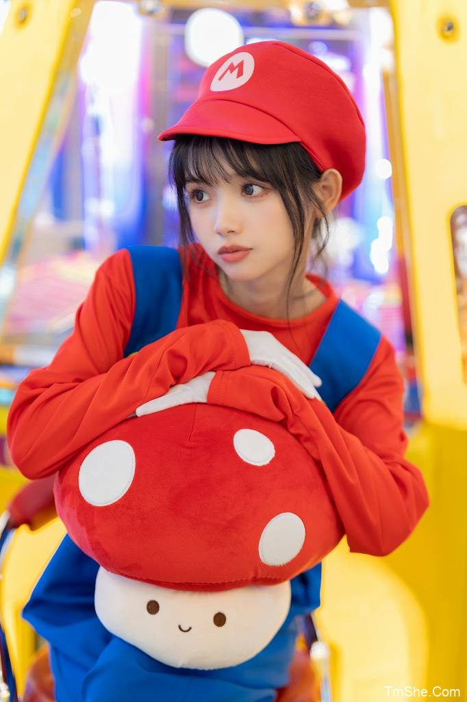 「猫梓子」电子素材 – 马里奥(27P/102MB)-猫萌