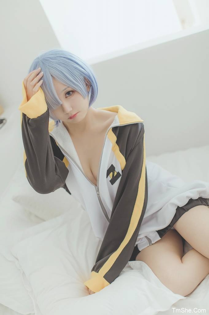 「浅野菌子」绘画素材 – 外套版蕾姆(48P/665MB)-猫萌