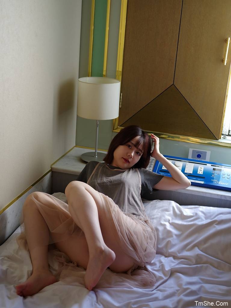 「水卜」摄影素材 – 26年5月 Fantia订阅(155P/2V/2.75GB)-猫萌