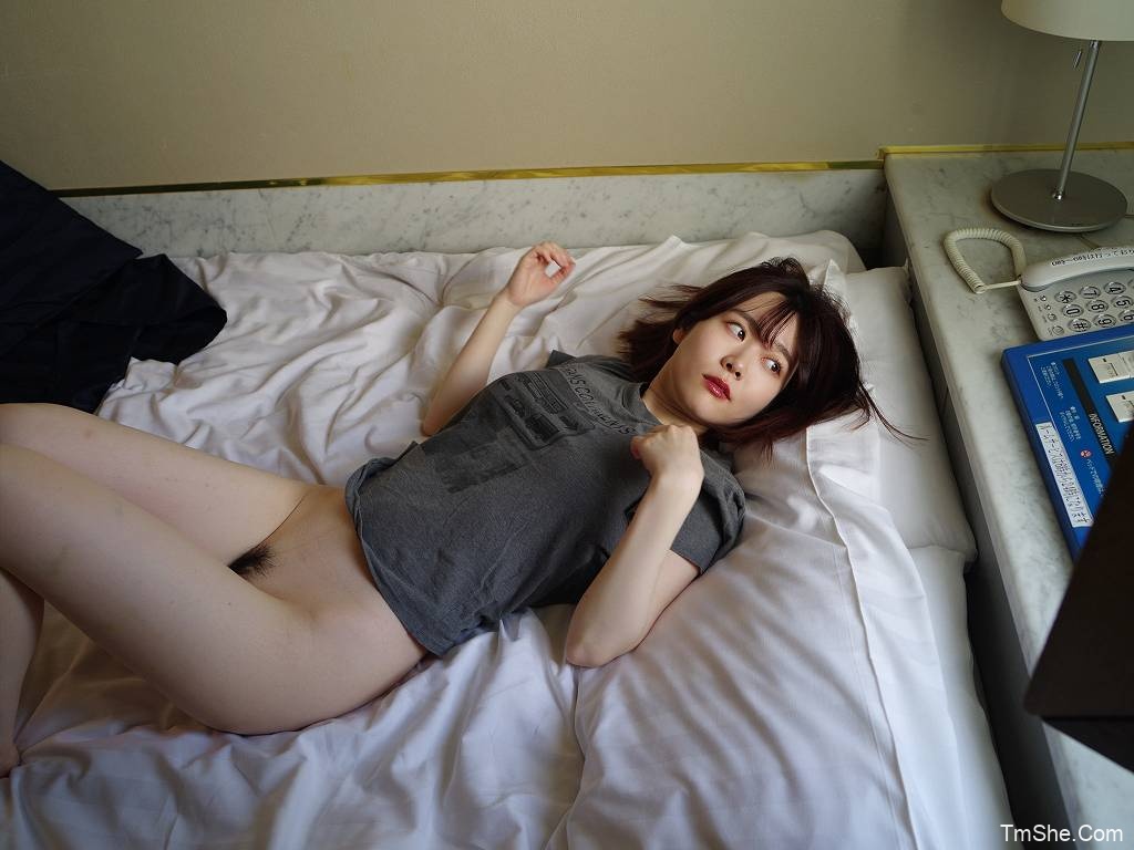「水卜」摄影素材 – 26年5月 Fantia订阅(155P/2V/2.75GB)-猫萌