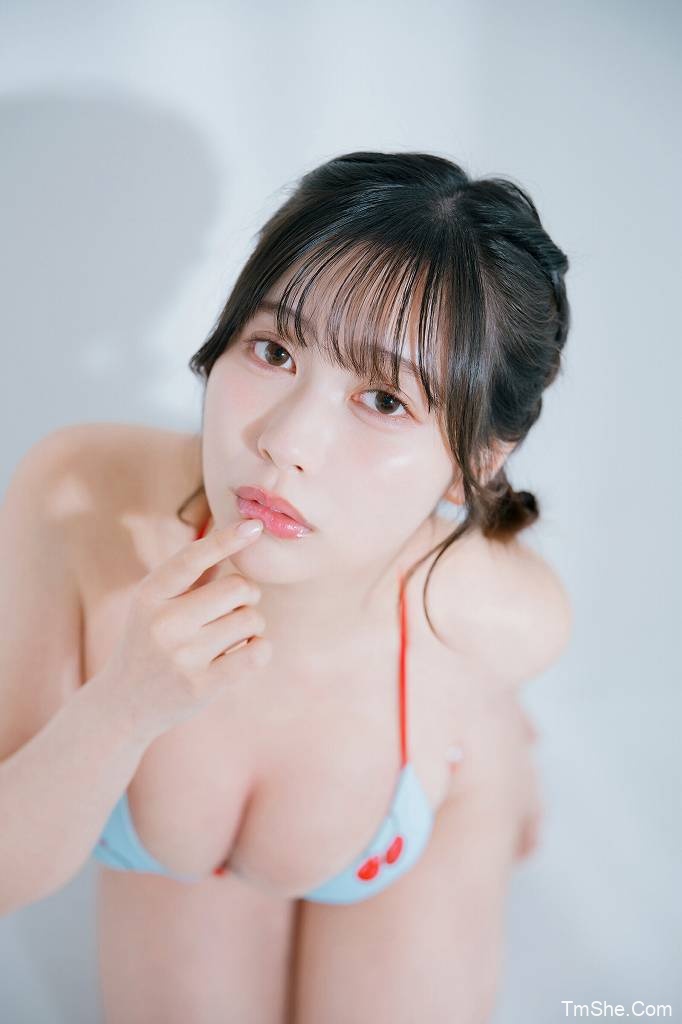 「藤原宏」漫画アクションデジタル写真集 - あゆの(50P/26MB)-猫萌