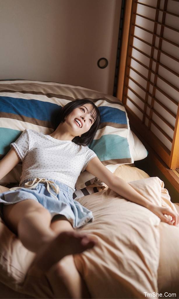 「デジタル限定」天野聡美写真集「なみまち」(66P/120MB)-猫萌
