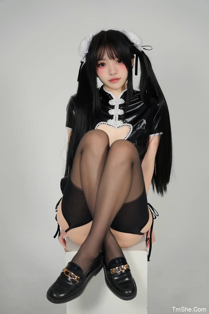 「Liya莉莉娅」电子绘画素材 – 嘿丝旗袍(40P/208MB)-猫萌