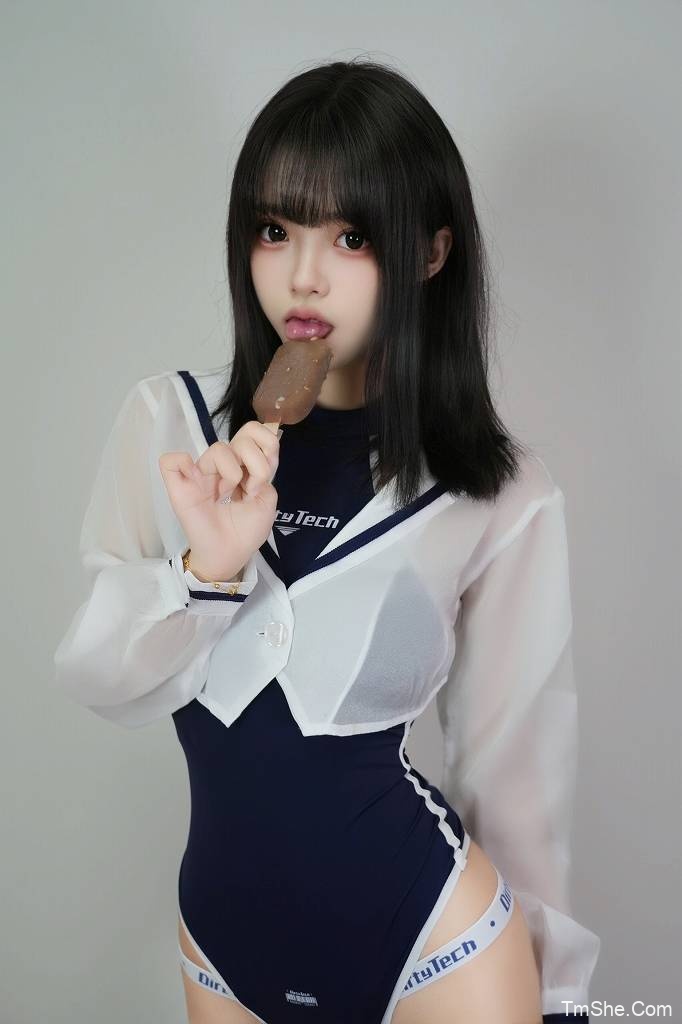 「Liya莉莉娅」电子绘画素材 – 泳装死库水(30P/213MB)-猫萌