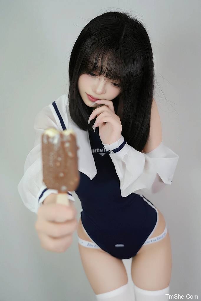 「Liya莉莉娅」电子绘画素材 – 泳装死库水(30P/213MB)-猫萌