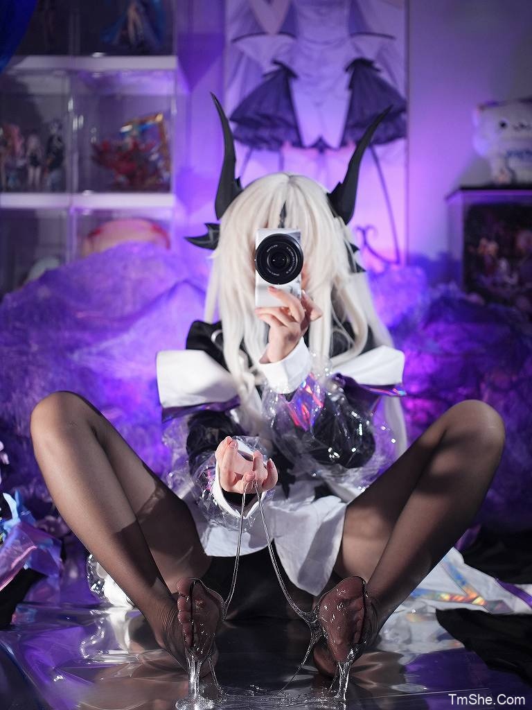 「白栎Shirly」绘画素材 – 爱布拉娜(148P/25V/4.03GB)-猫萌