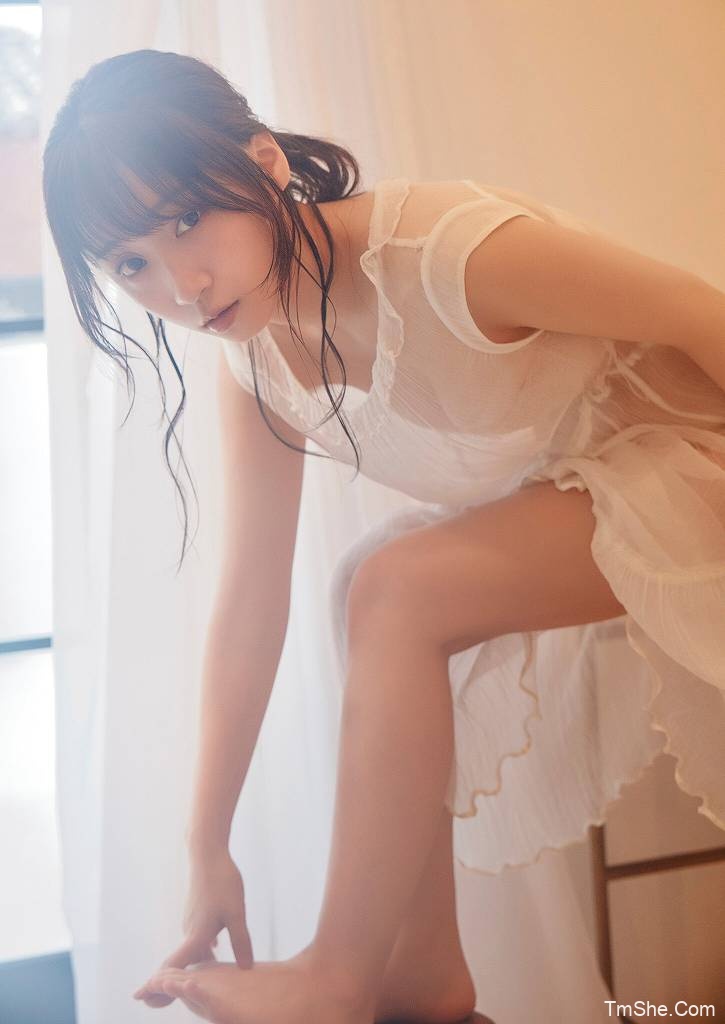 「伊織もえ」摄影素材 – 風待ち時間(64P/1V/85MB)-猫萌