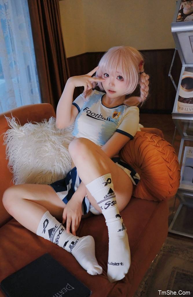 「神沢永莉」电子素材 – 一起为你加油世界杯(126P/6V/1.98GB)-猫萌